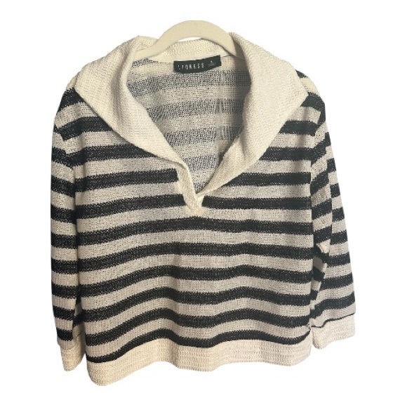 Lioness Black and White Striped V-Neck Sweater - Picture 5 of 13